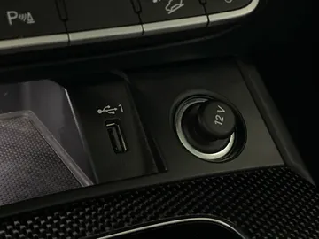 2022 Audi SQ5 - image 32