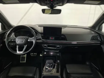2022 Audi SQ5 - image 4