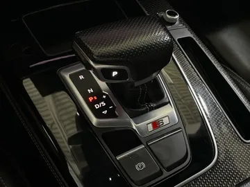 2022 Audi SQ5 - image 33
