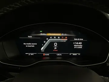 2022 Audi SQ5 - image 18