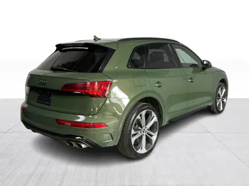2022 Audi SQ5 - image 15