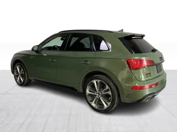 2022 Audi SQ5 - image 12