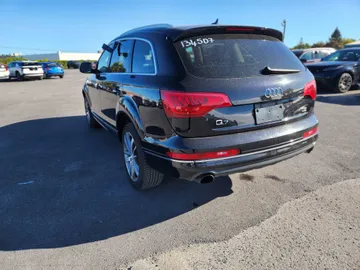 2015 Audi Q7 - image 6