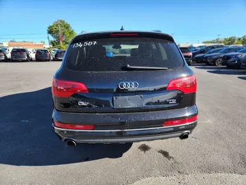 2015 Audi Q7 - image 4