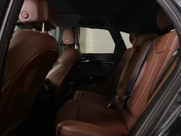 2019 Audi Q5 - image 16