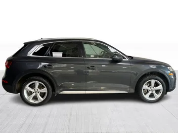 2019 Audi Q5 - image 2