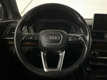 2019 Audi Q5 - image 19
