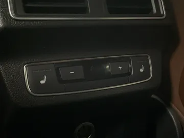 2019 Audi Q5 - image 29