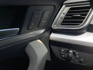 2020 Audi Q5 - image 18