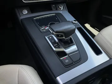 2020 Audi Q5 - image 29
