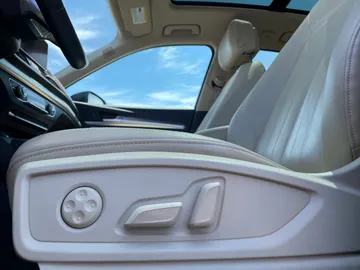 2020 Audi Q5 - image 26