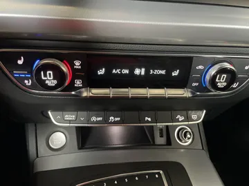 2019 Audi Q5 - image 25