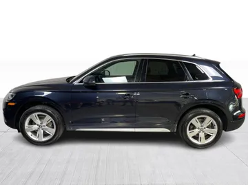2019 Audi Q5 - image 10