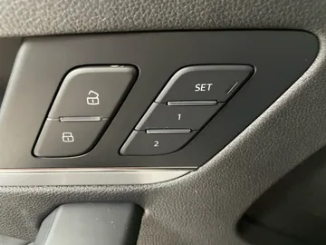 2019 Audi Q5 - image 21