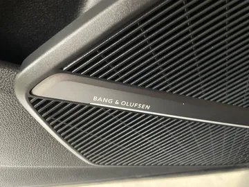 2019 Audi Q5 - image 27