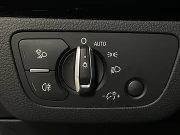 2022 Audi Q5 - image 18