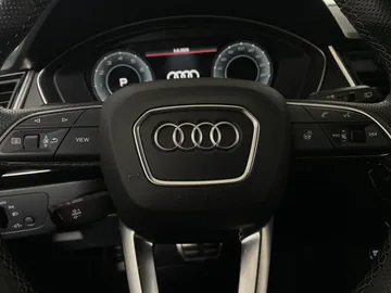 2022 Audi Q5 - image 19