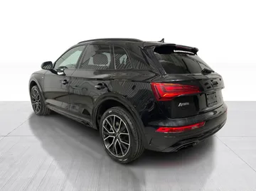 2022 Audi Q5 - image 12
