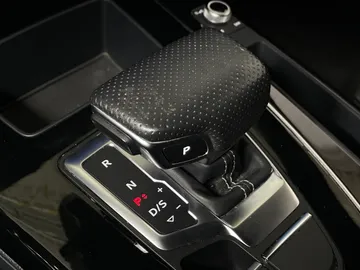 2022 Audi Q5 - image 32