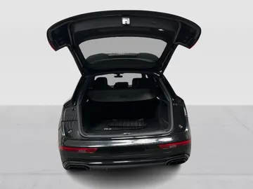 2022 Audi Q5 - image 14