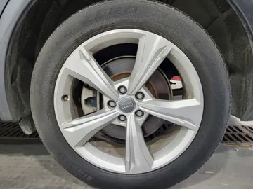 2021 Audi Q5 - image 7