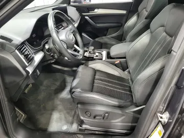 2021 Audi Q5 - image 8