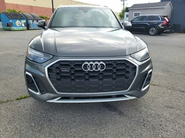 2021 Audi Q5 - image 2