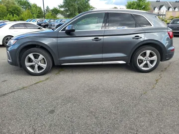 2021 Audi Q5 - image 6