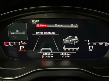 2022 Audi Q5 - image 16