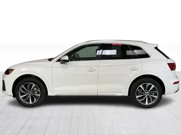 2022 Audi Q5 - image 4