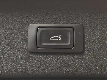 2018 Audi Q3 - image 19