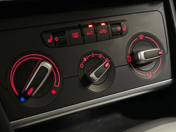 2018 Audi Q3 - image 25