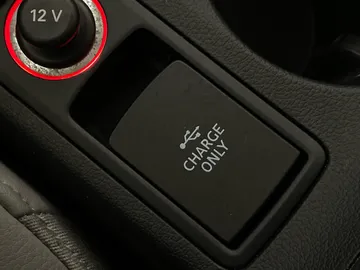 2018 Audi Q3 - image 26