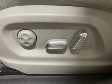 2018 Audi Q3 - image 18