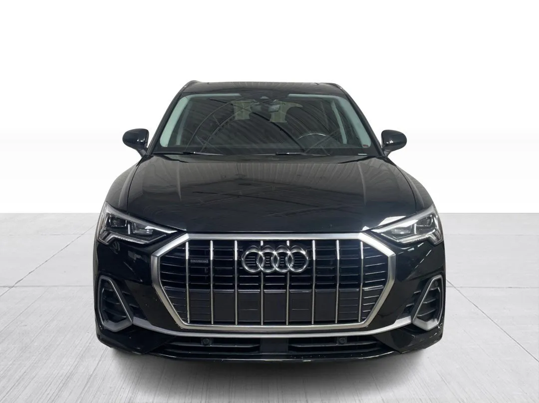 2022 Audi Q3 — photo 8