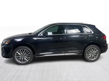 2022 Audi Q3 - image 11
