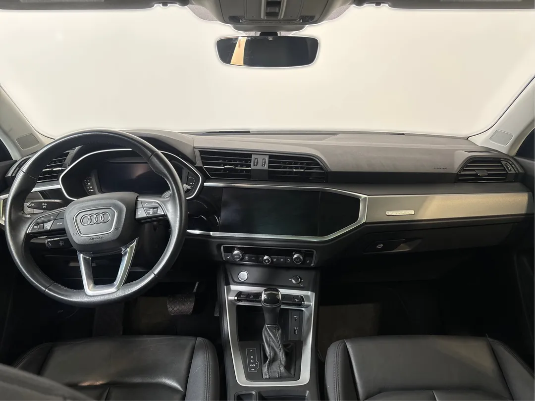 2020 Audi Q3 — photo 4