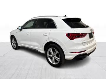 2020 Audi Q3 - image 11