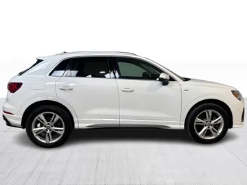 2020 Audi Q3 - image 2