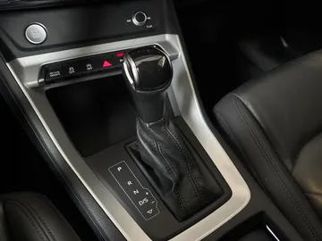 2020 Audi Q3 - image 28