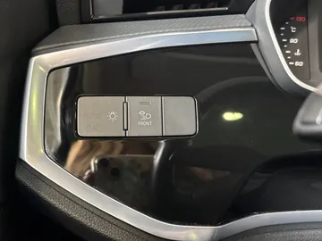 2020 Audi Q3 - image 30