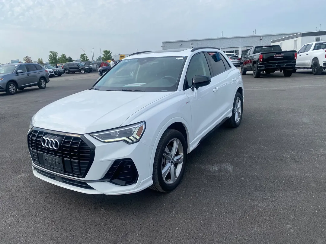 2021 Audi Q3 — photo 3