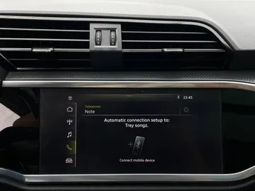 2021 Audi Q3 - image 26