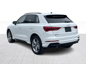2021 Audi Q3 - image 12