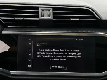 2021 Audi Q3 - image 8
