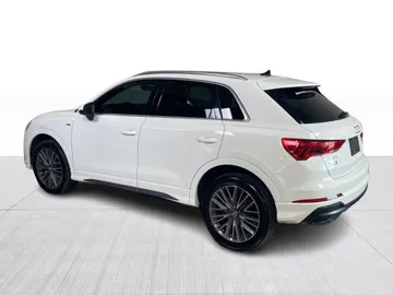 2020 Audi Q3 - image 12