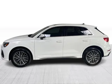 2020 Audi Q3 - image 11