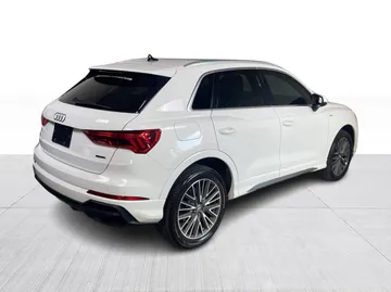 2020 Audi Q3 - image 15