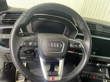 2020 Audi Q3 - image 19