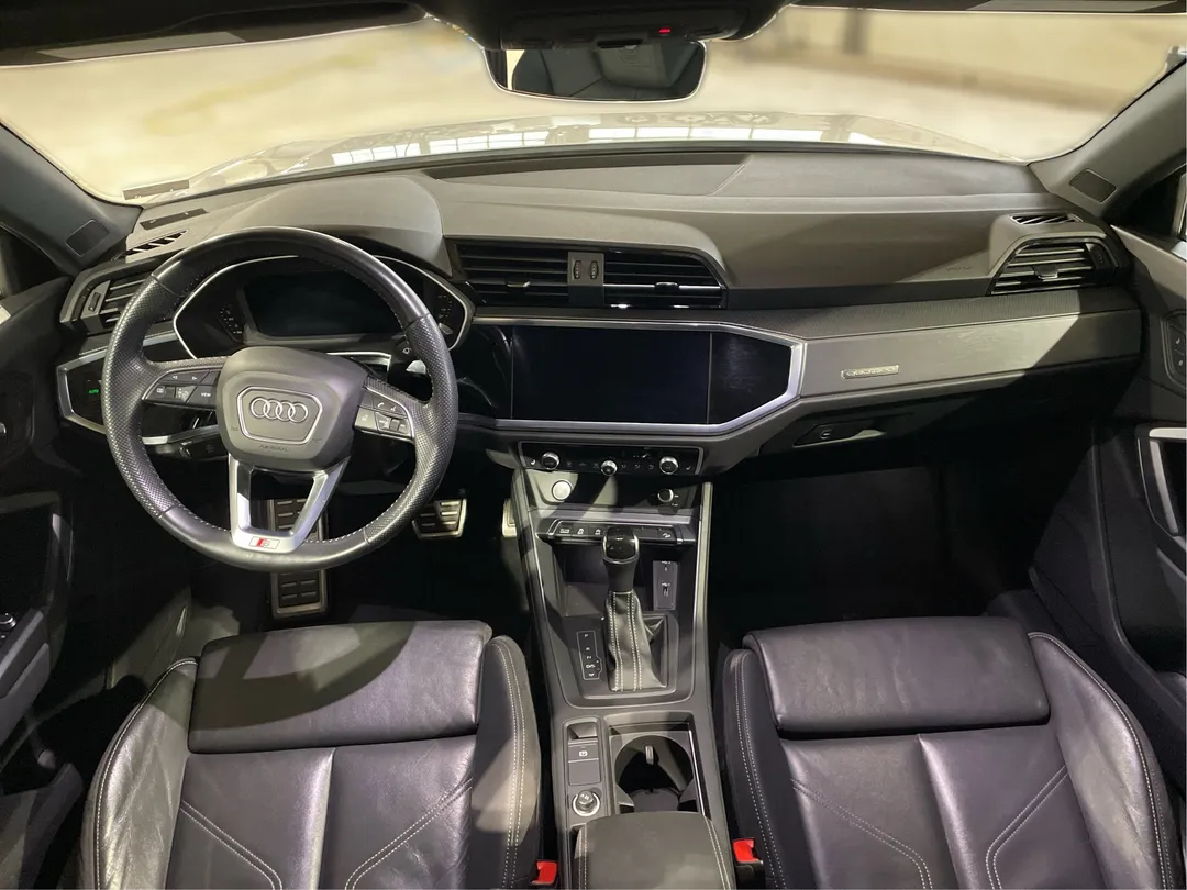 2020 Audi Q3 — photo 4